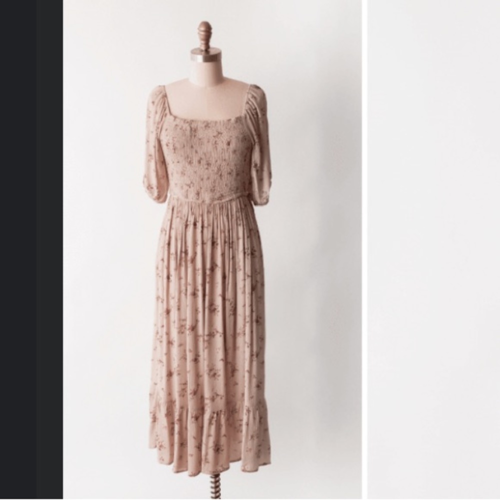 Neuflora Selma smocked dress Size Small